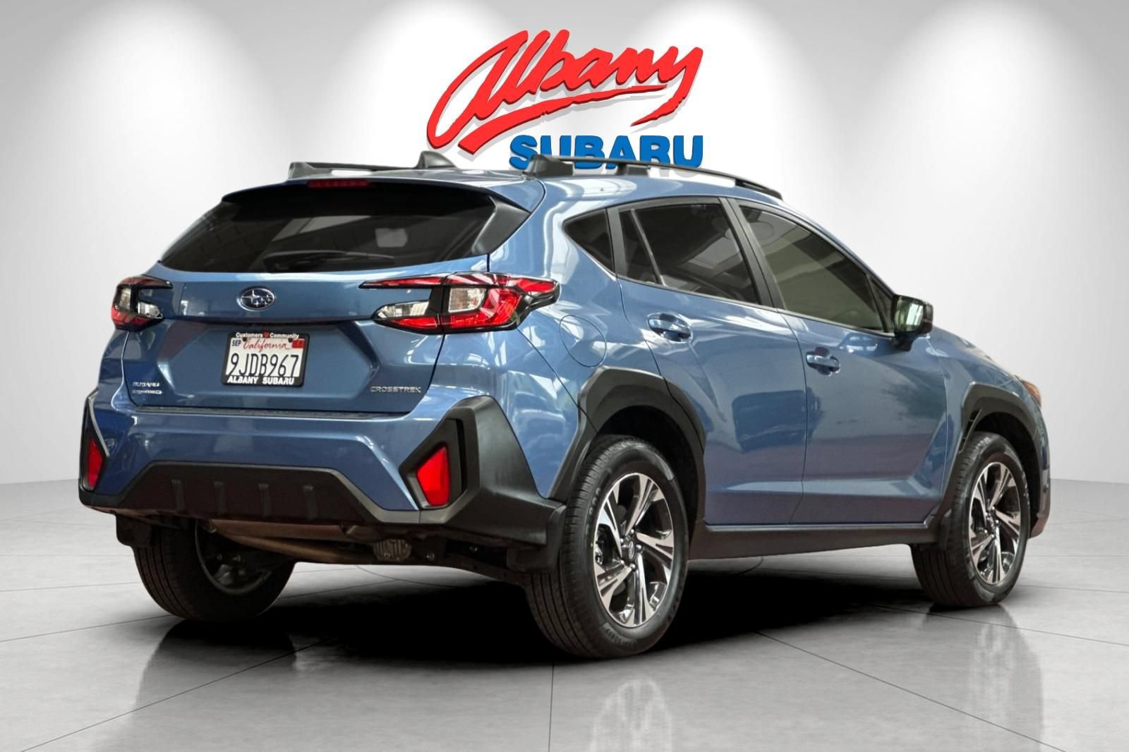 Used 2024 Subaru Crosstrek 2.0i Premium AWD/4WD image 4