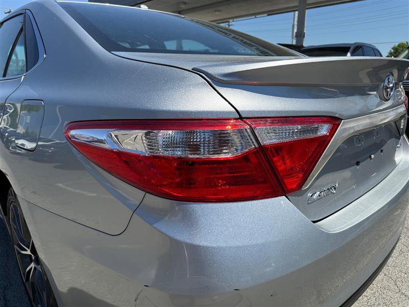 Used 2016 Toyota Camry XSE w/ Moonroof Package FWD image 22