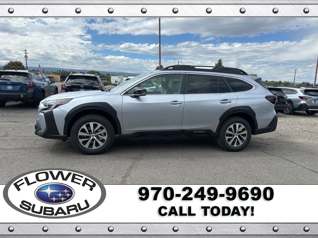New 2025 Subaru Outback Premium image 4