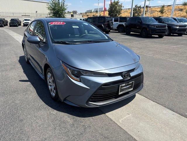 Used 2025 Toyota Corolla LE FWD image 7