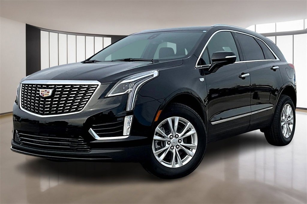 New 2026 Cadillac XT5 Luxury w/ LPO, Floor Liner Package image 1