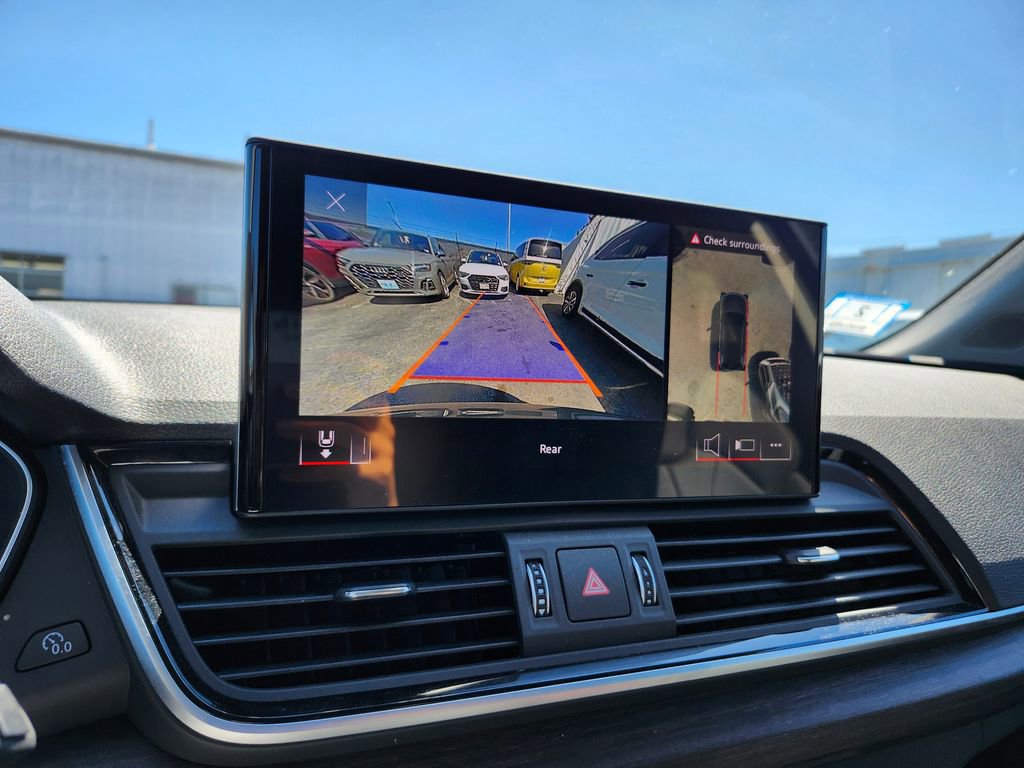 Certified 2025 Audi Q5 2.0T Premium Plus w/ Premium Plus Package image 8