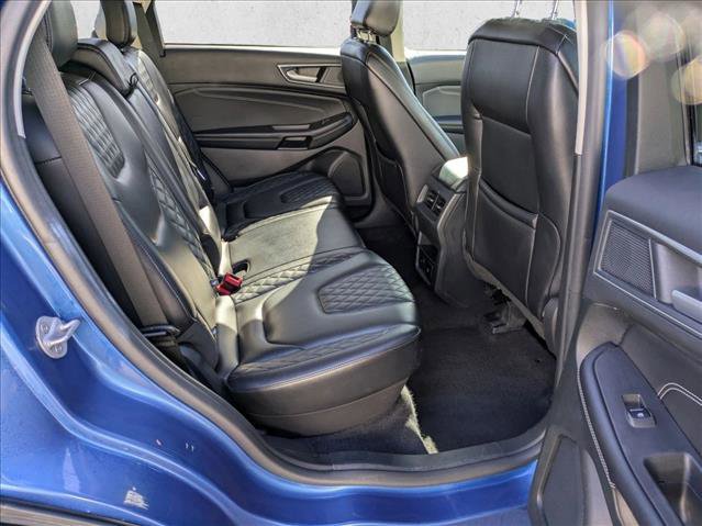Used 2023 Ford Edge Titanium image 18