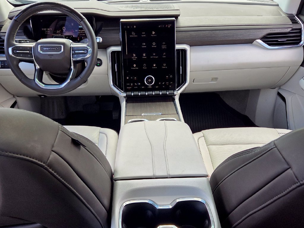 Certified 2025 GMC Acadia Denali w/ Super Cruise Package FWD image 7