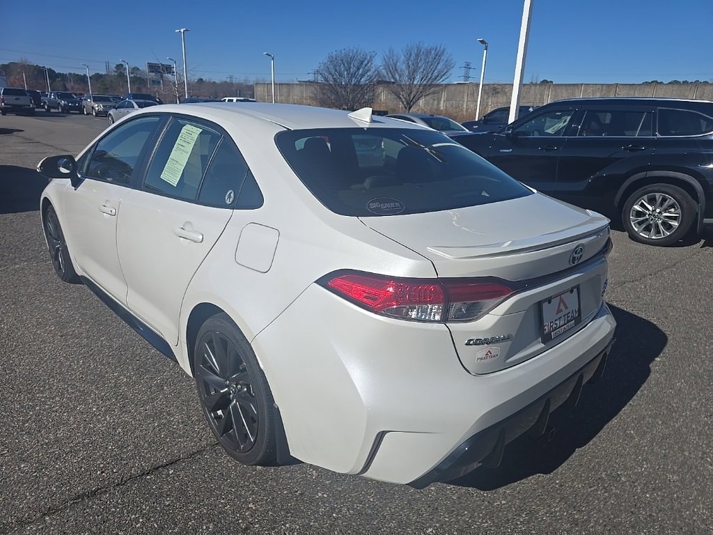 Used 2025 Toyota Corolla SE image 7