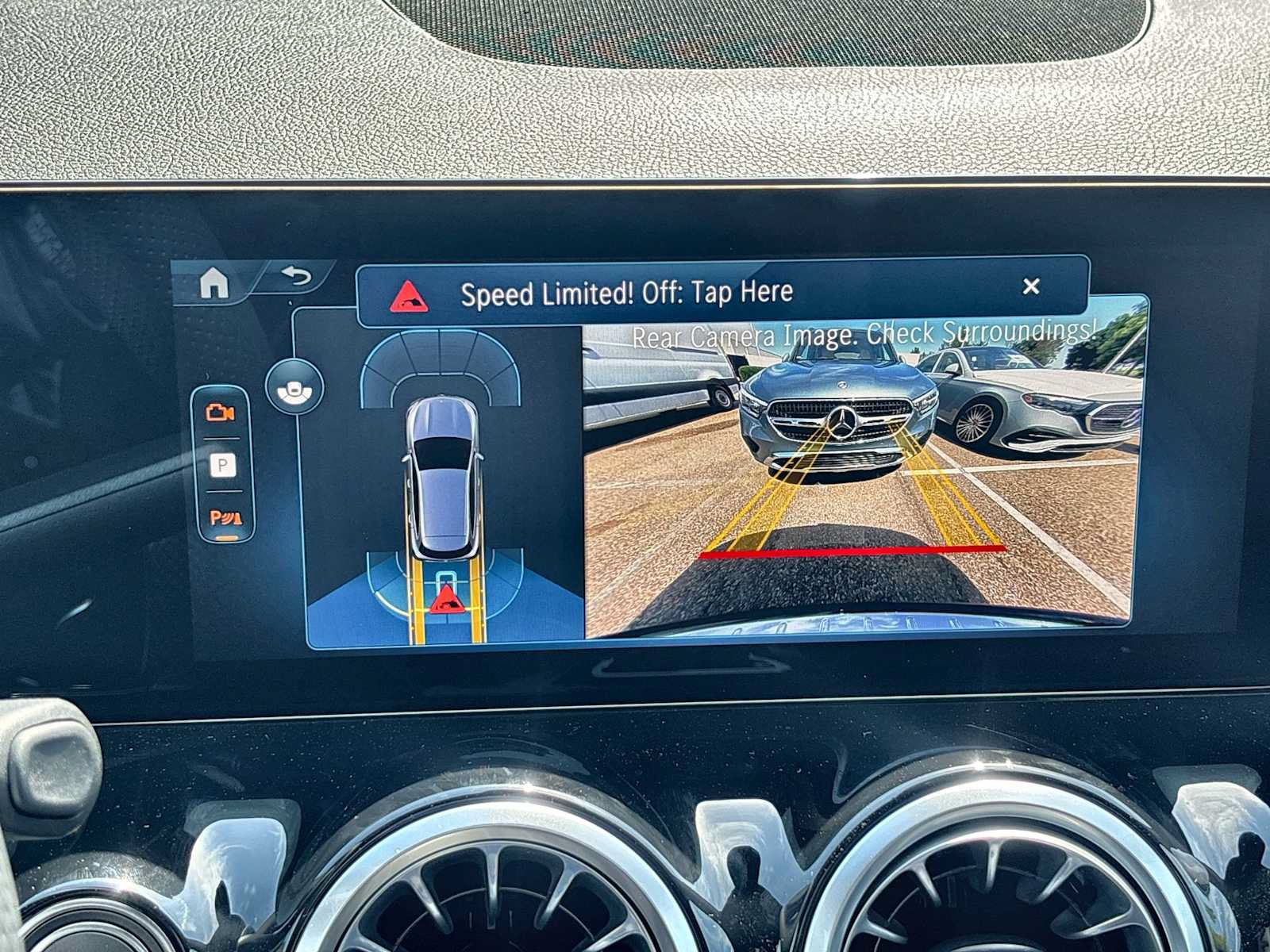 New 2026 Mercedes-Benz GLA 35 AMG 4MATIC image 27