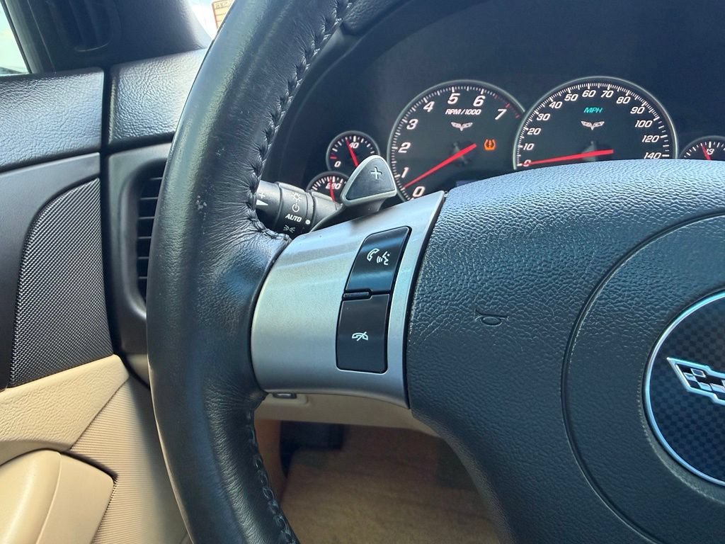 Used 2009 Chevrolet Corvette Coupe w/ Preferred Equipment Group RWD image 23