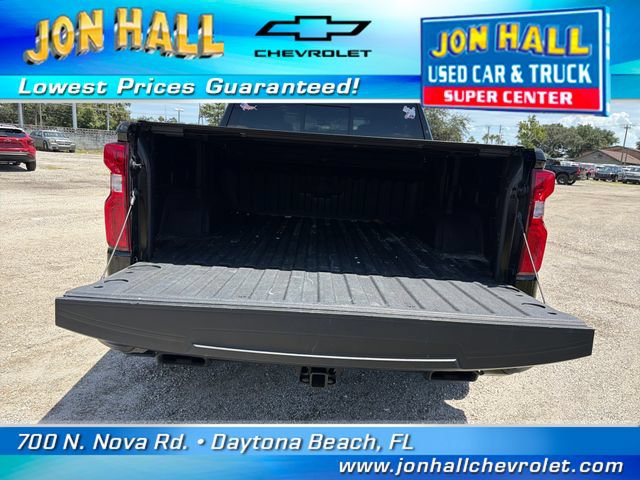 Used 2025 Chevrolet Silverado 1500 High Country w/ Midnight Edition AWD/4WD image 11