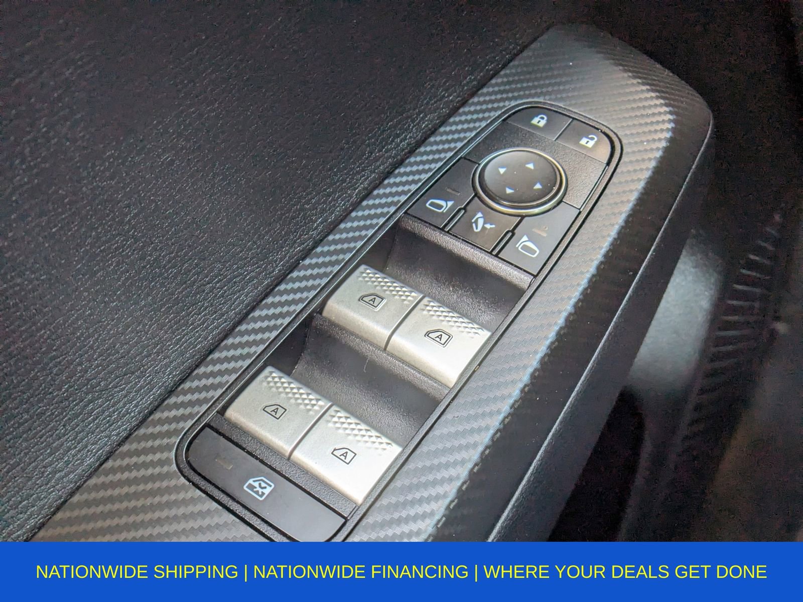 Used 2023 Mitsubishi Outlander SE image 29