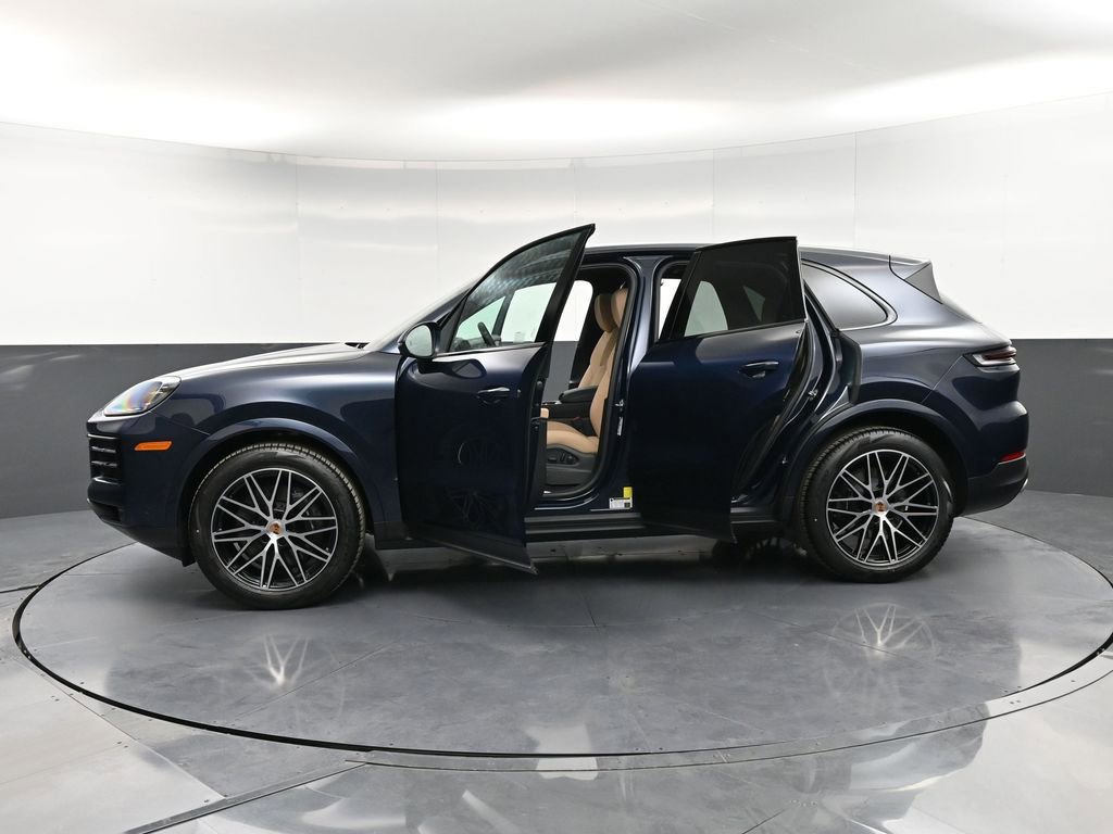 New 2026 Porsche Cayenne image 36