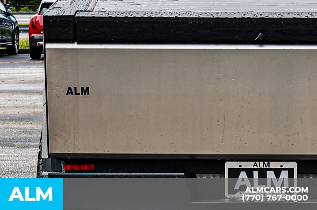 Used 2025 Tesla Cybertruck AWD Crew Cab image 13