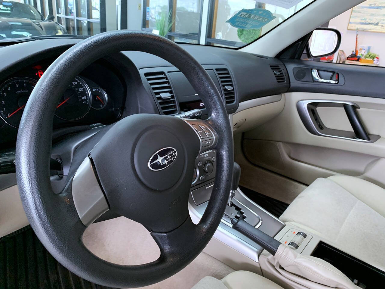 Used 2008 Subaru Outback 2.5i L.L. Bean AWD/4WD image 9
