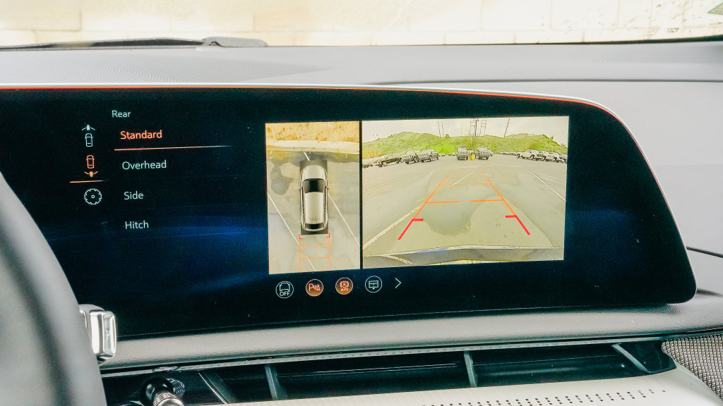 New 2027 Cadillac Optiq Luxury AWD/4WD image 19