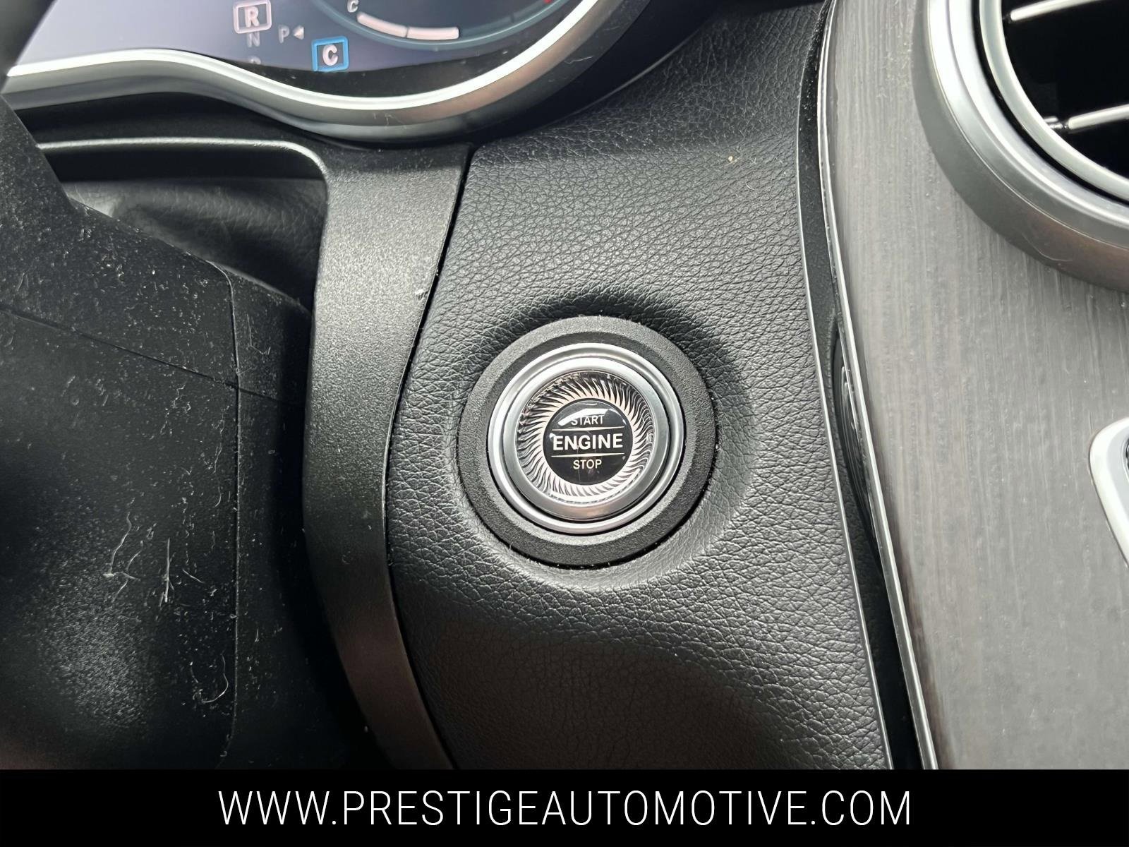 Used 2022 Mercedes-Benz GLC 300 GLC 300 image 29