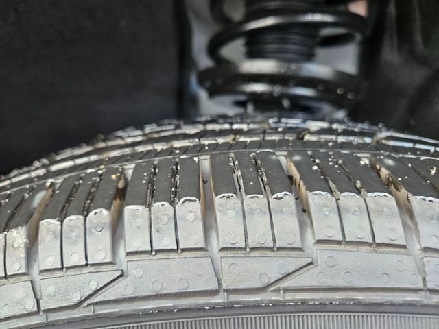 New 2026 Chevrolet Traverse LT w/ Sun and Wheel Package image 28