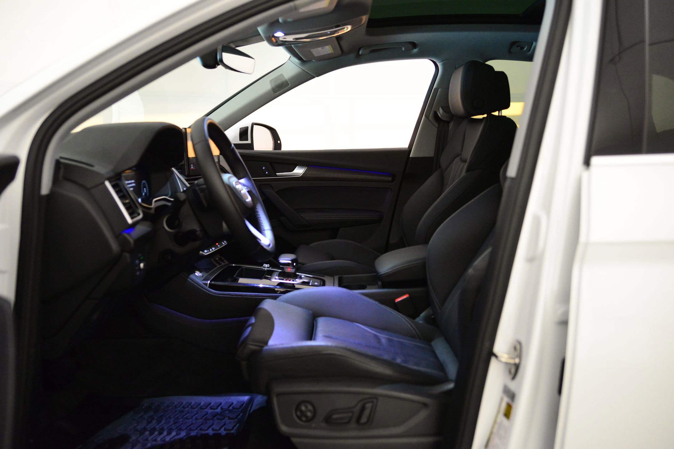 Certified 2025 Audi Q5 e Premium Plus w/ Premium Plus Package image 26