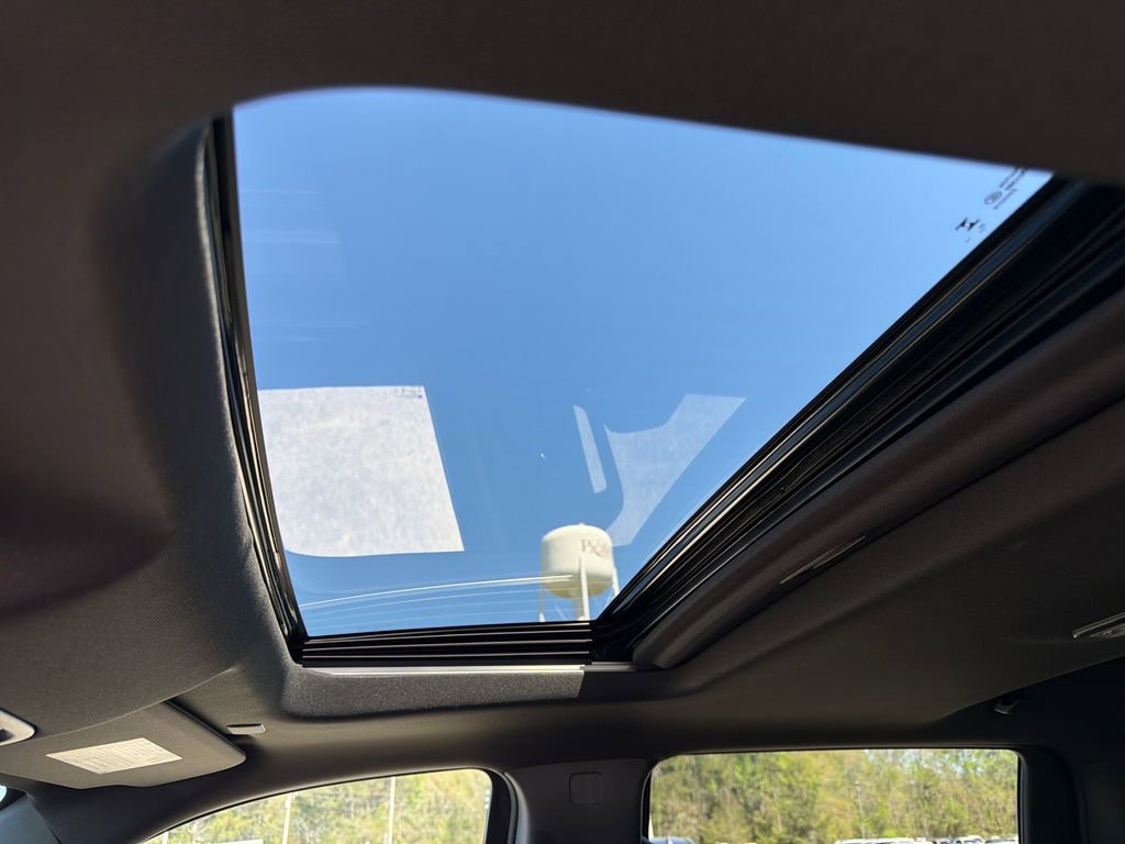 Used 2025 GMC Sierra 1500 AT4 w/ AT4 Premium Package image 25