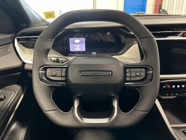 Used 2026 Jeep Cherokee Limited AWD/4WD image 15
