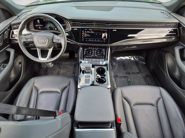 Used 2024 Audi Q8 Premium Plus w/ Premium Plus Package AWD/4WD image 17