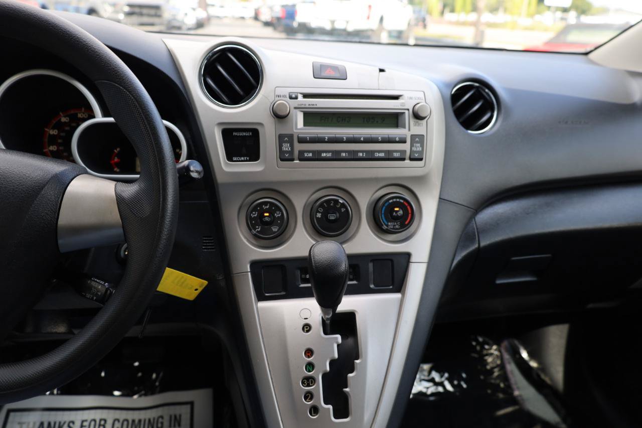 Used 2011 Toyota Matrix FWD image 10
