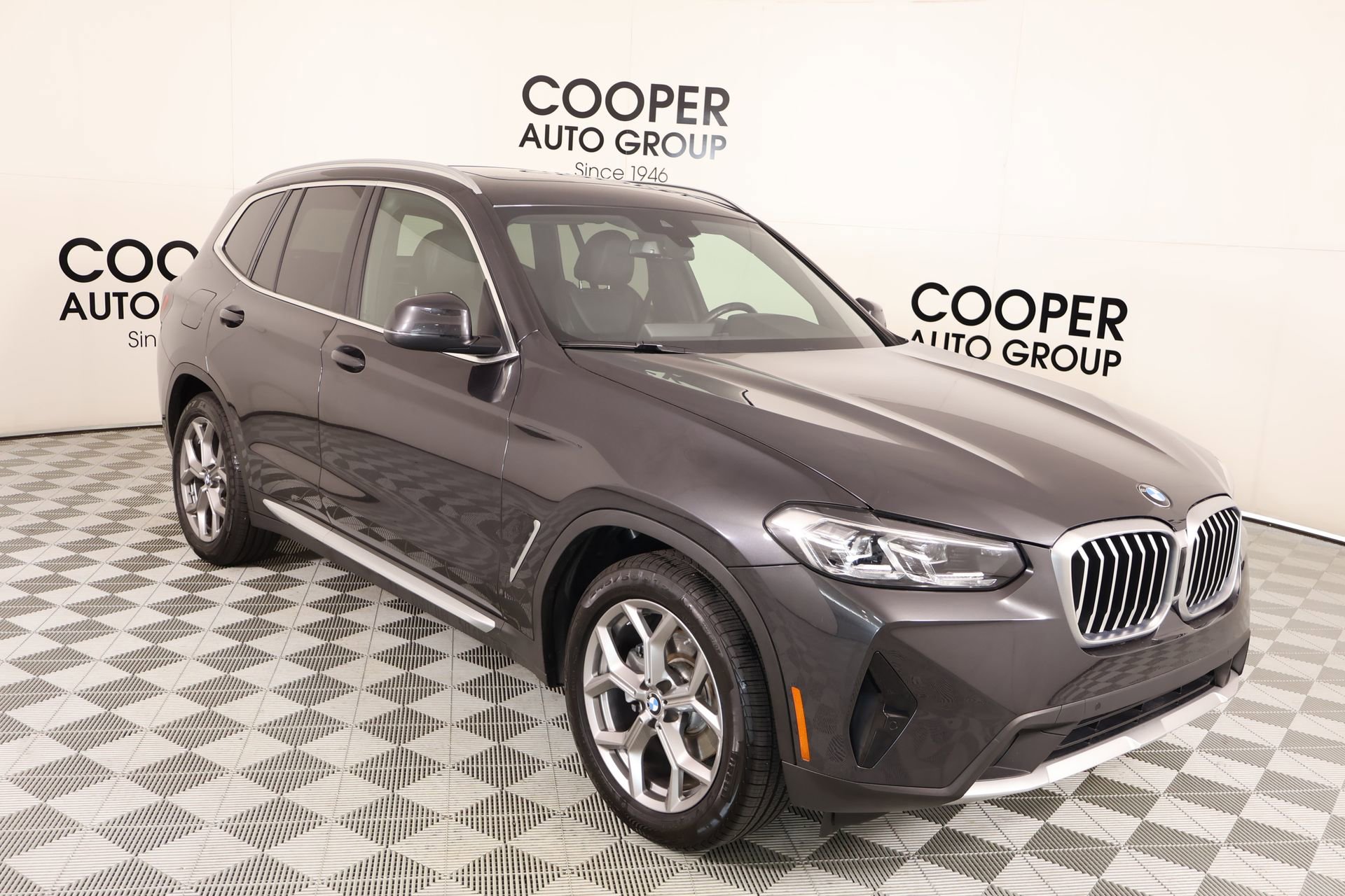 Used 2023 BMW X3 sDrive30i w/ Convenience Package image 1