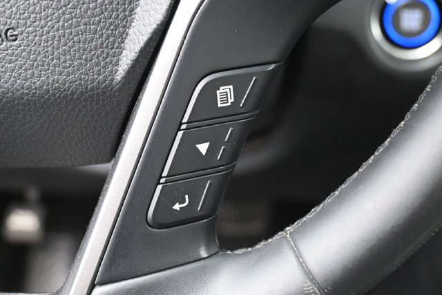 Used 2013 Hyundai Santa Fe Sport FWD image 21