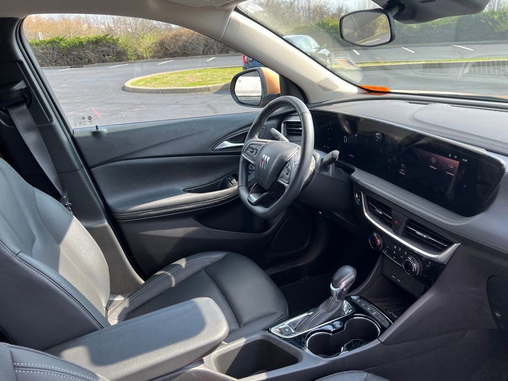 Used 2024 Buick Encore GX Sport Touring w/ Comfort Package image 9
