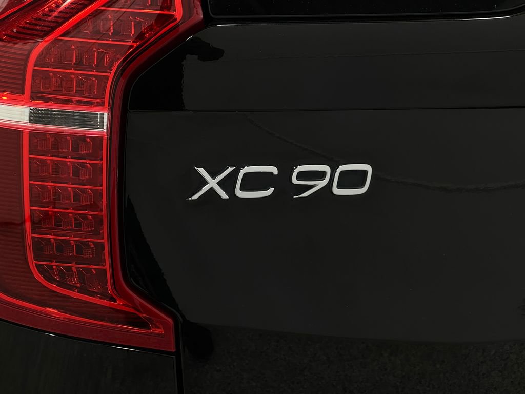 Used 2019 Volvo XC90 T5 Momentum w/ Protection Package Premier image 42