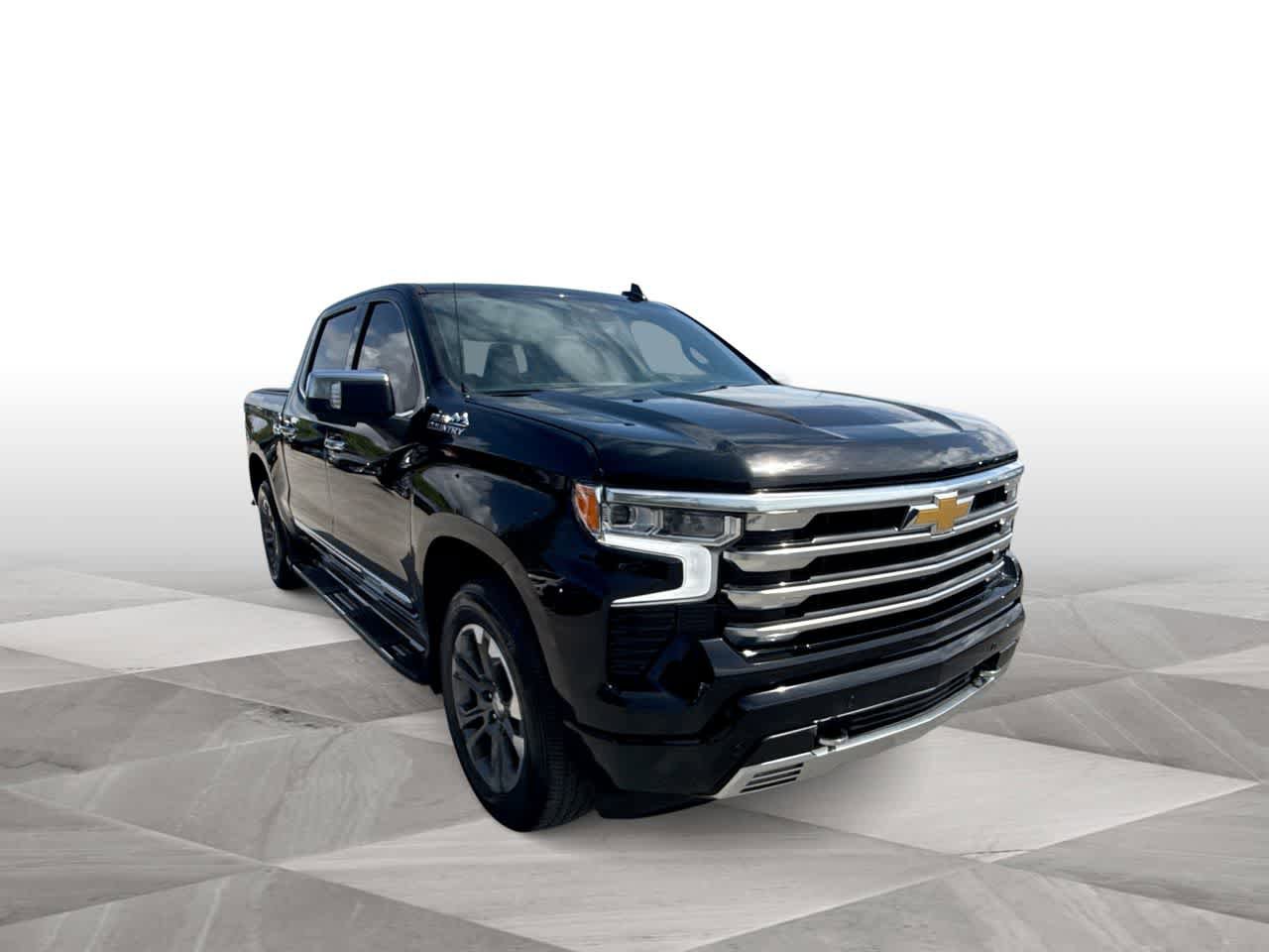 Used 2024 Chevrolet Silverado 1500 High Country RWD image 2
