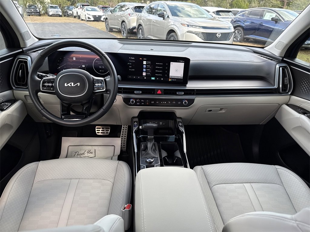 Used 2024 Kia Sorento SX image 26