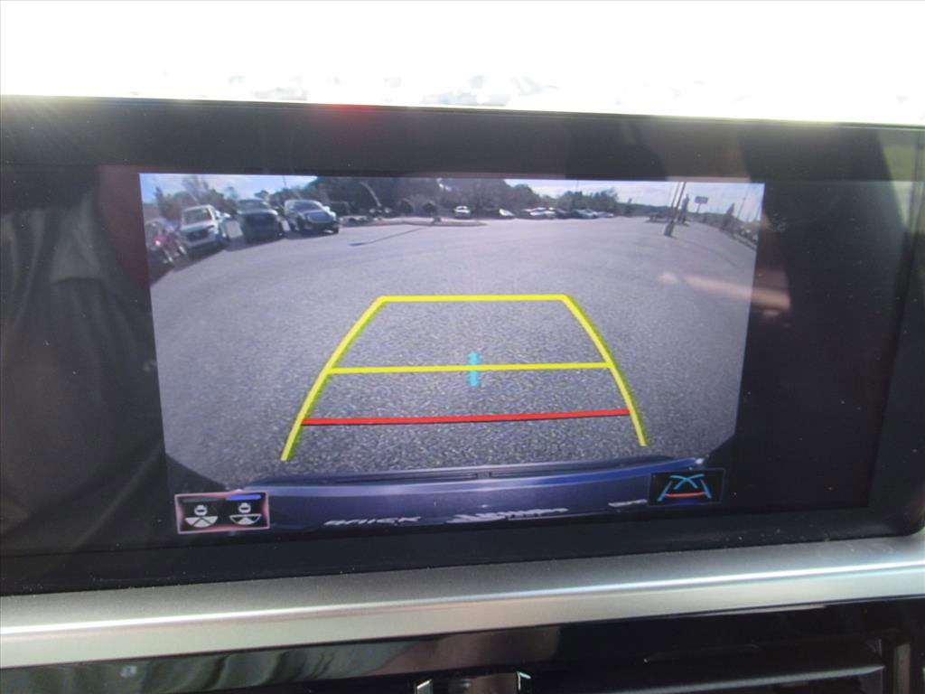 Used 2022 Lexus GX 460 Premium w/ Premium Package image 27