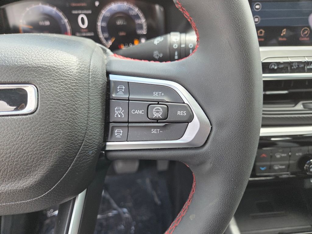 Used 2023 Jeep Compass Trailhawk w/ Trailhawk Elite Group AWD/4WD image 29
