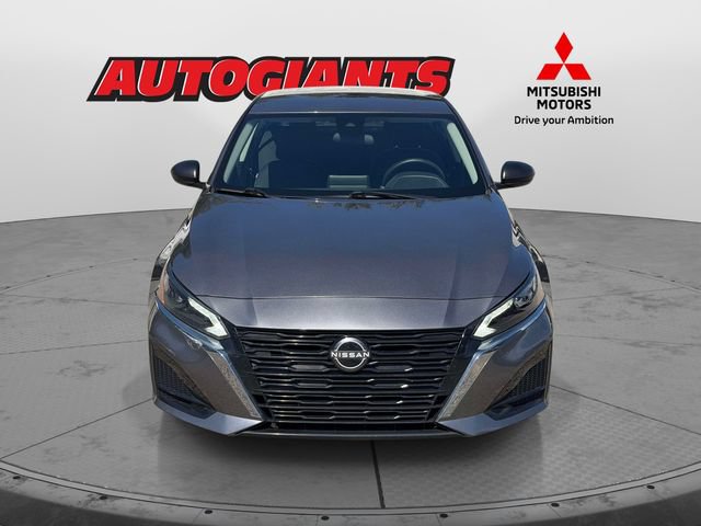 Used 2024 Nissan Altima 2.5 SV FWD image 8