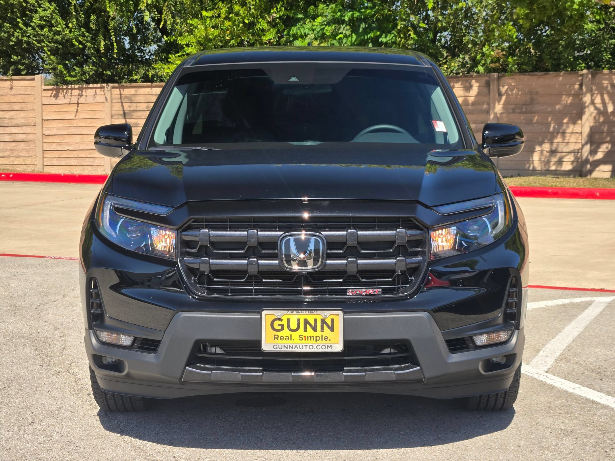 Used 2025 Honda Ridgeline Sport image 8