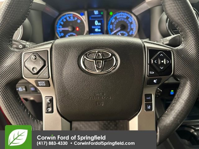 Used 2022 Toyota Tacoma Limited image 35