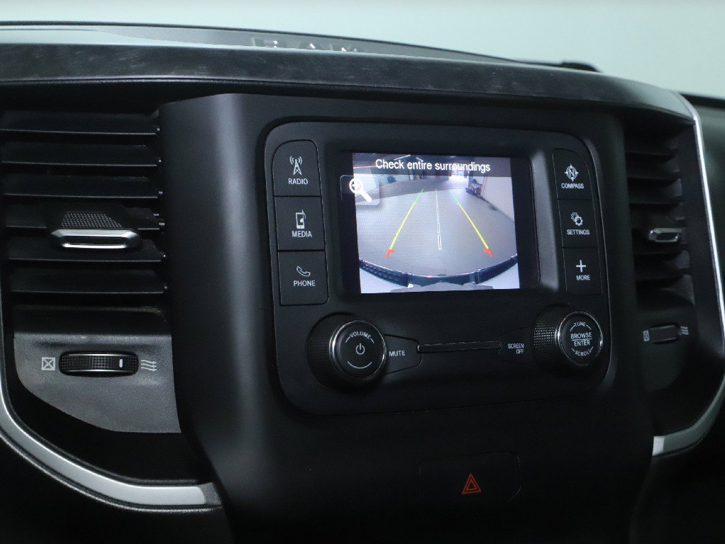 Used 2020 RAM 1500 Big Horn AWD/4WD image 30