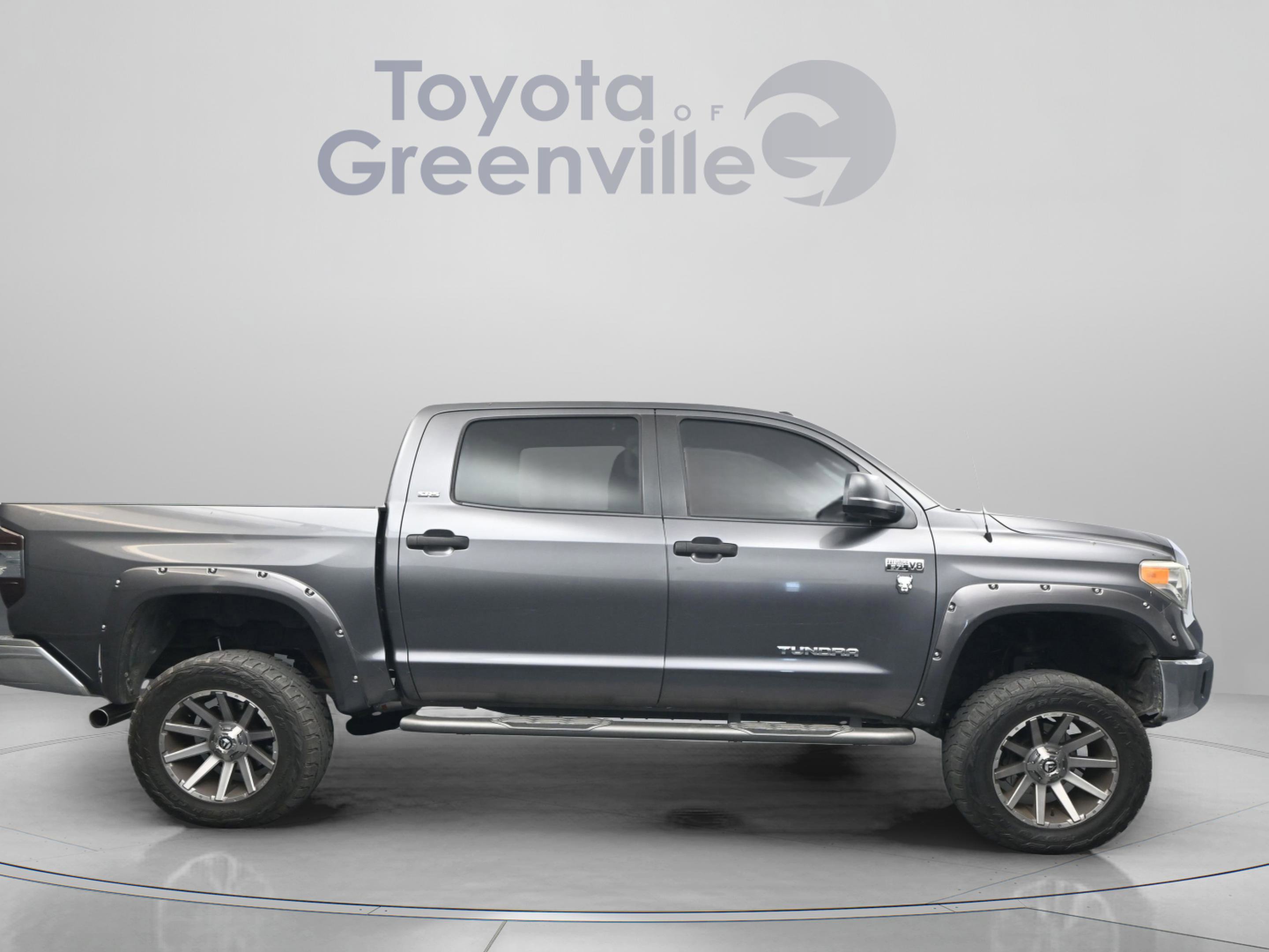 Used 2014 Toyota Tundra SR5 w/ SR5 Upgrade Package AWD/4WD image 18