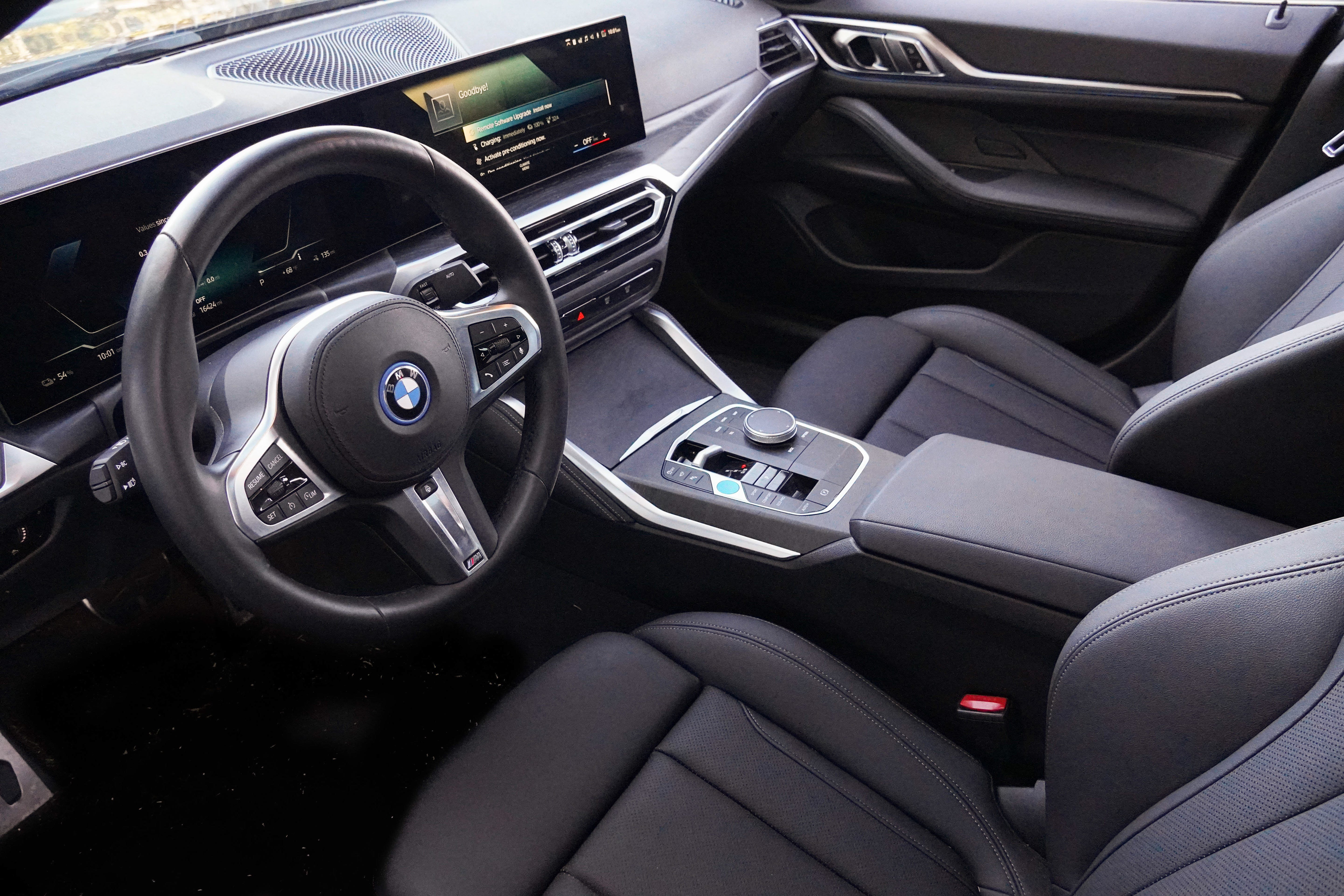 Certified 2023 BMW i4 eDrive40 w/ M Sport Package RWD image 10