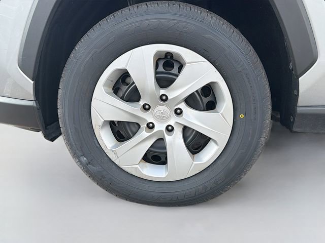 Used 2023 Toyota RAV4 LE image 38