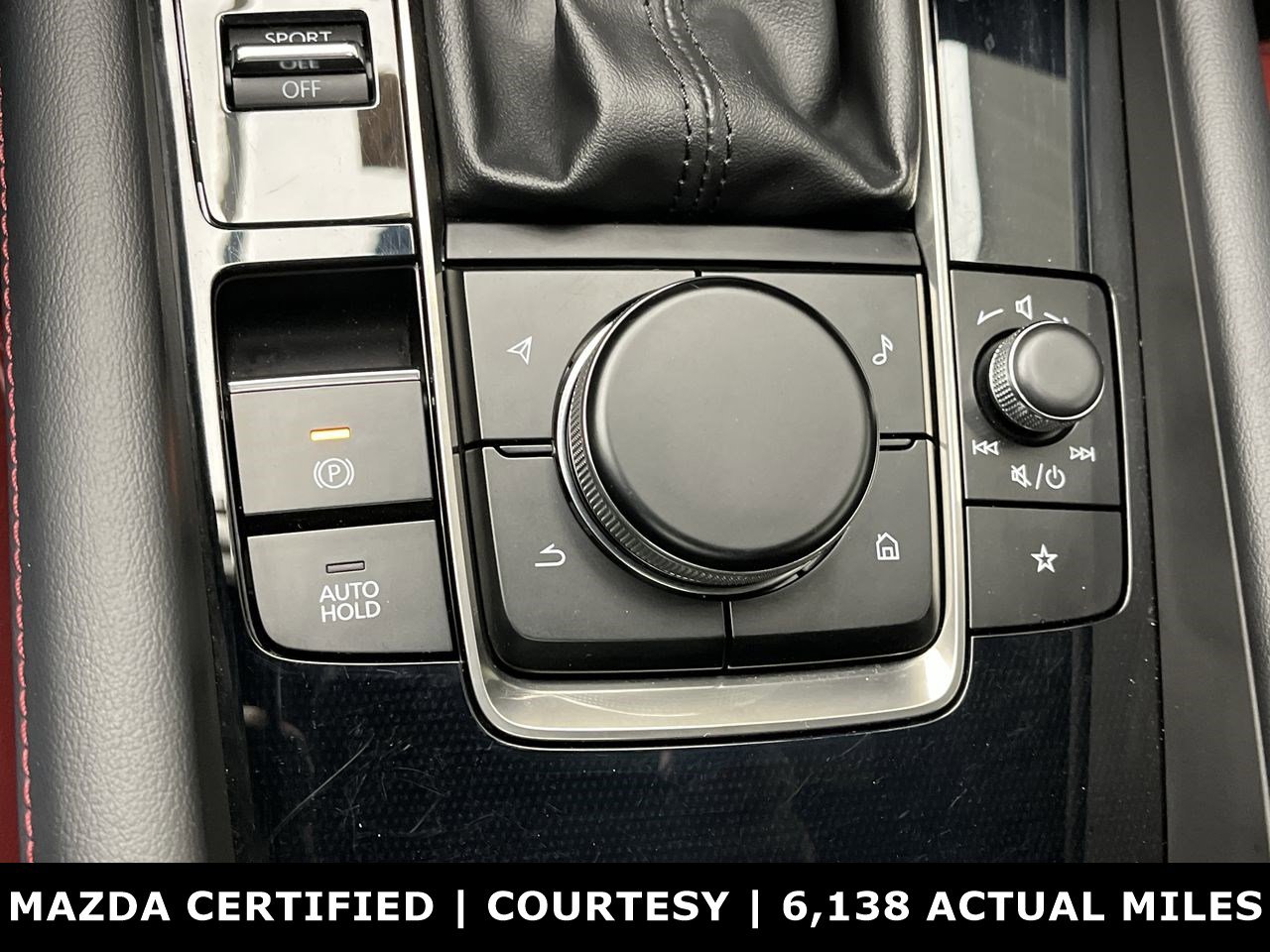 Certified 2025 MAZDA MAZDA3 Carbon image 18