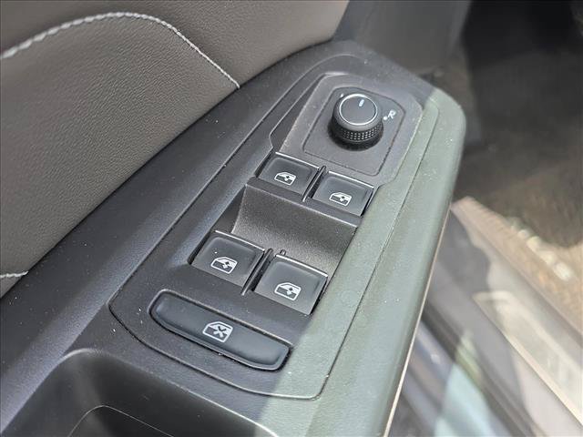 Certified 2023 Volkswagen Atlas Cross Sport SE FWD image 8