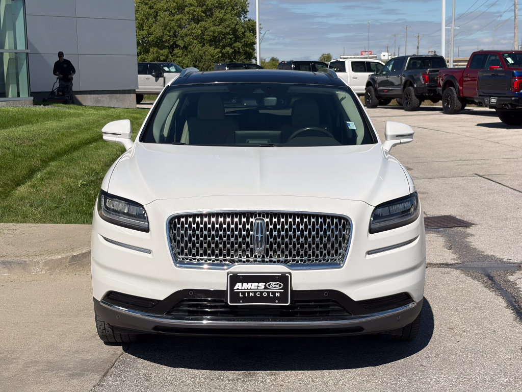 Used 2022 Lincoln Nautilus Reserve w/ Equipment Group 201A AWD/4WD image 8