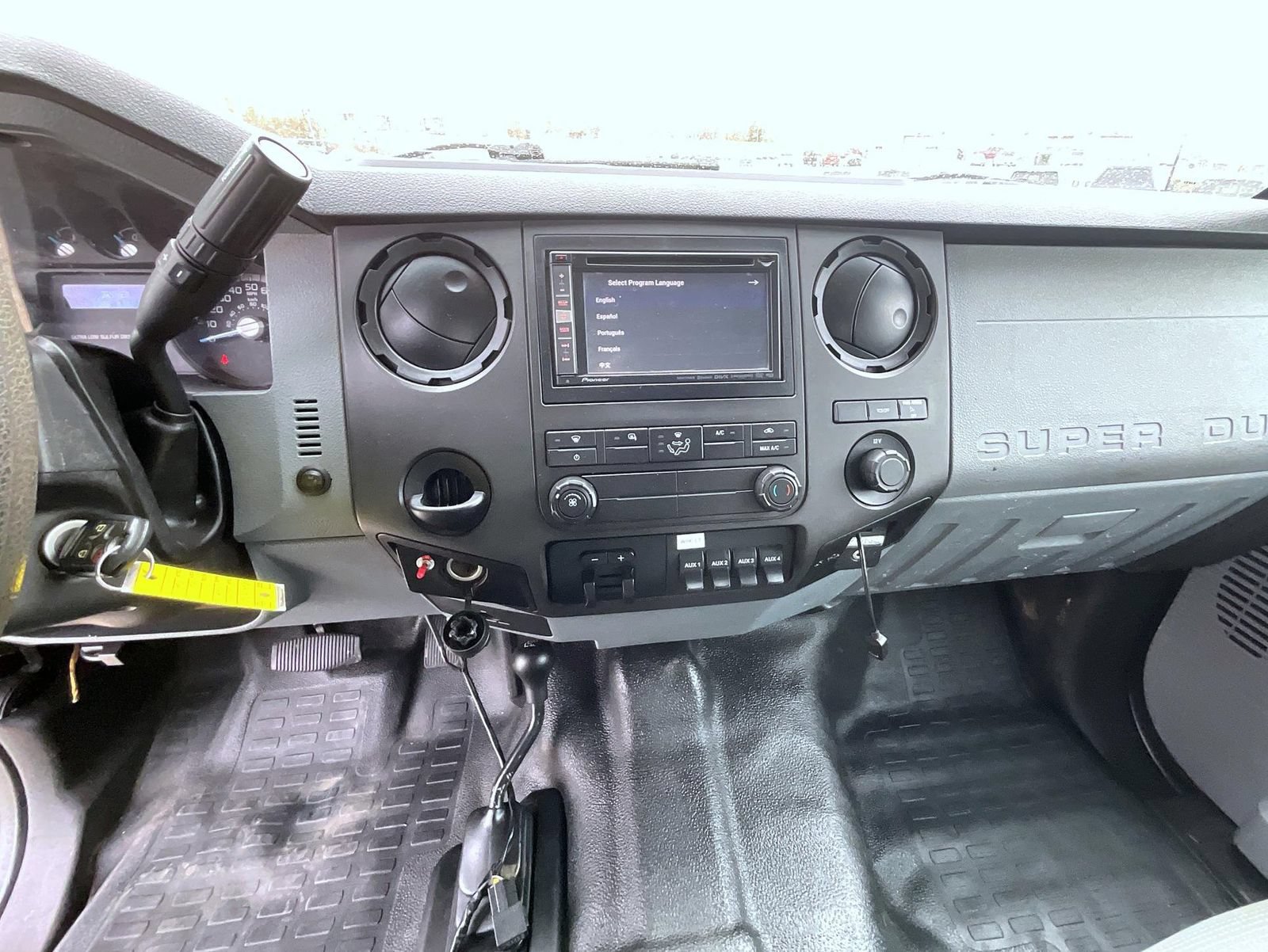 Used 2015 Ford F350 XL w/ Power Equipment Group AWD/4WD image 15