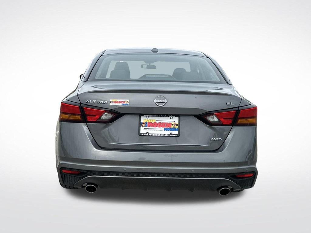 New 2025 Nissan Altima 2.5 SL AWD/4WD image 4