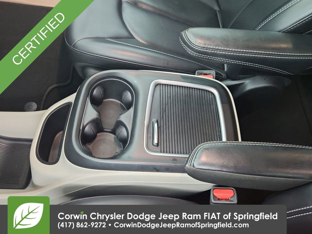 Certified 2023 Chrysler Pacifica Touring-L image 29