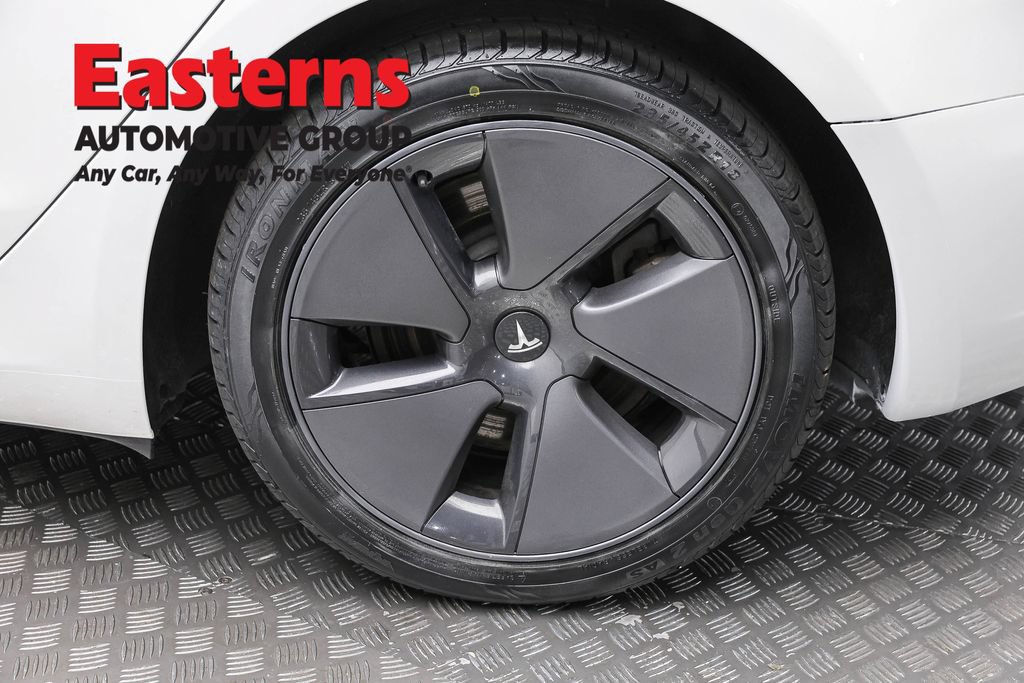 Used 2023 Tesla Model 3 Standard Range RWD image 8