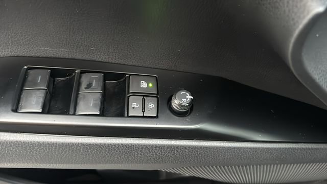 Used 2025 Toyota Camry LE image 16