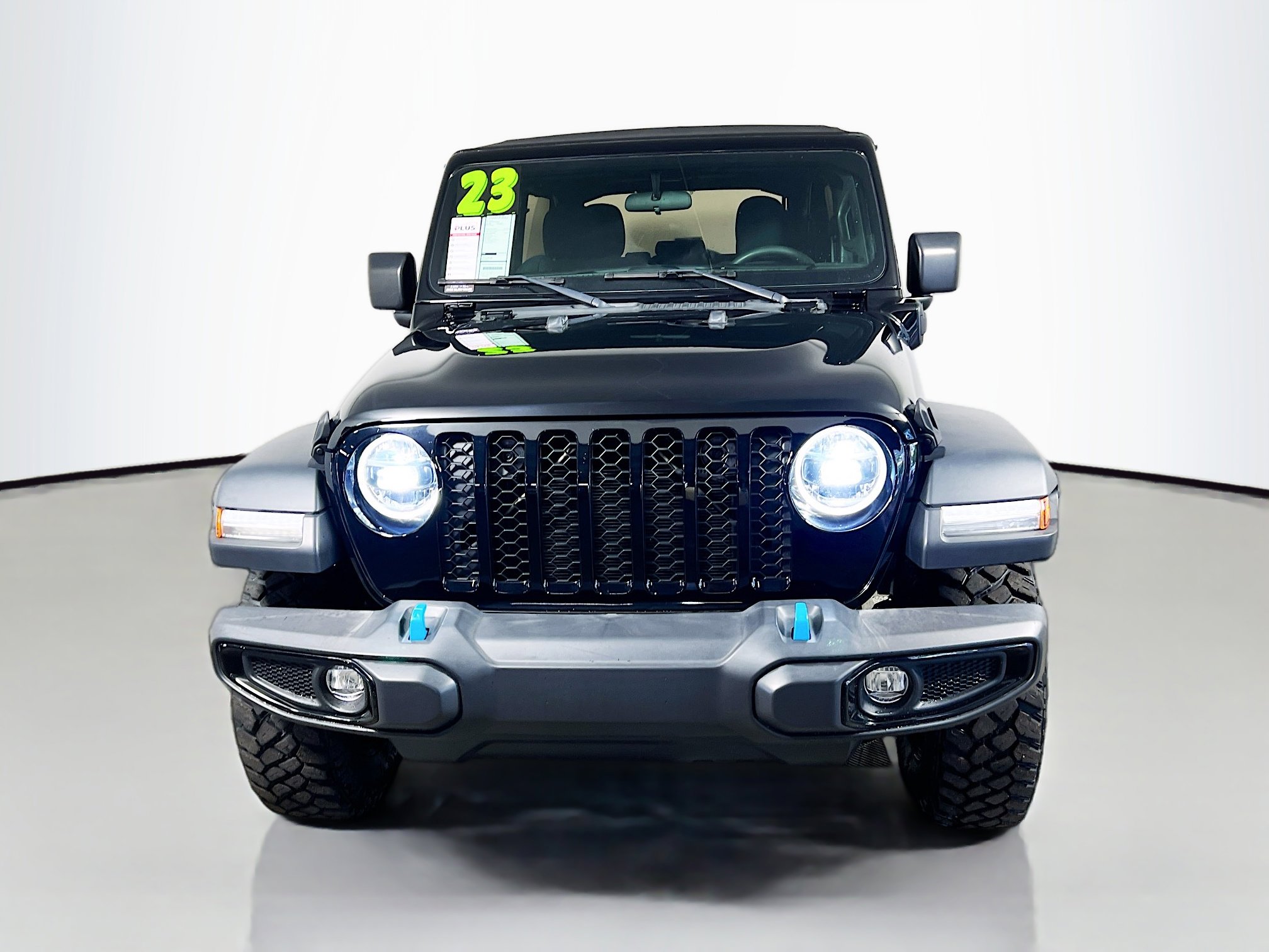Used 2023 Jeep Wrangler Unlimited AWD/4WD image 11