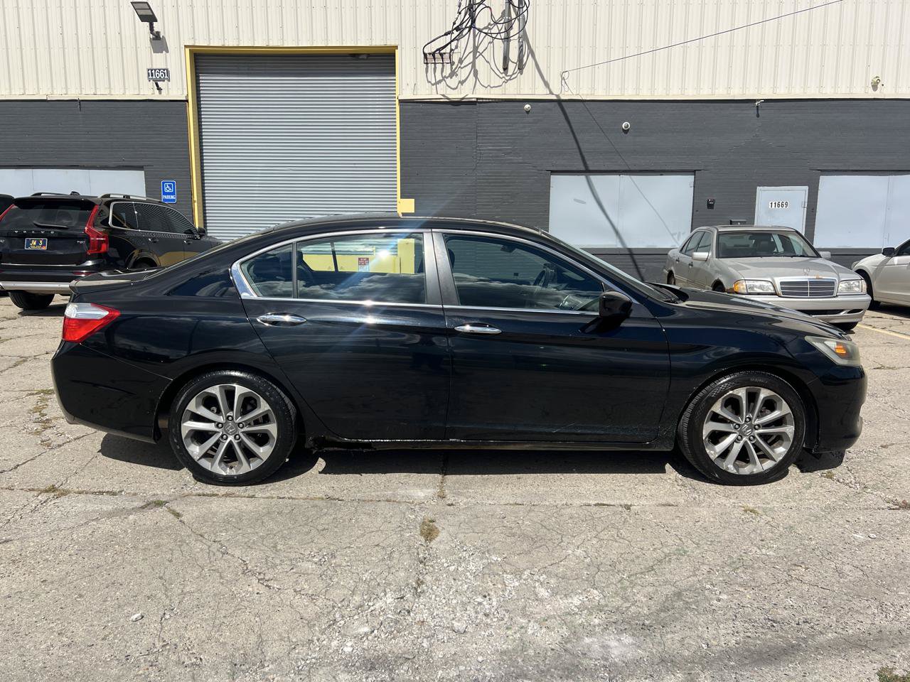 Used 2014 Honda Accord Sport image 5