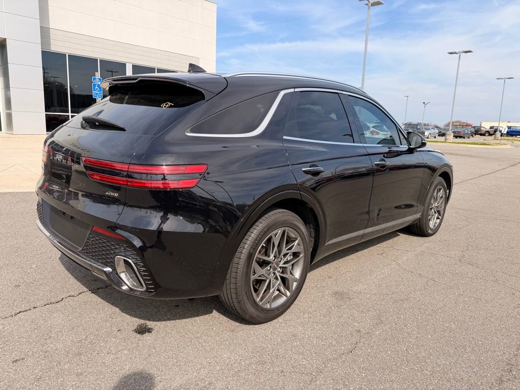 Used 2024 Genesis GV70 2.5T Select w/ Select Package image 9